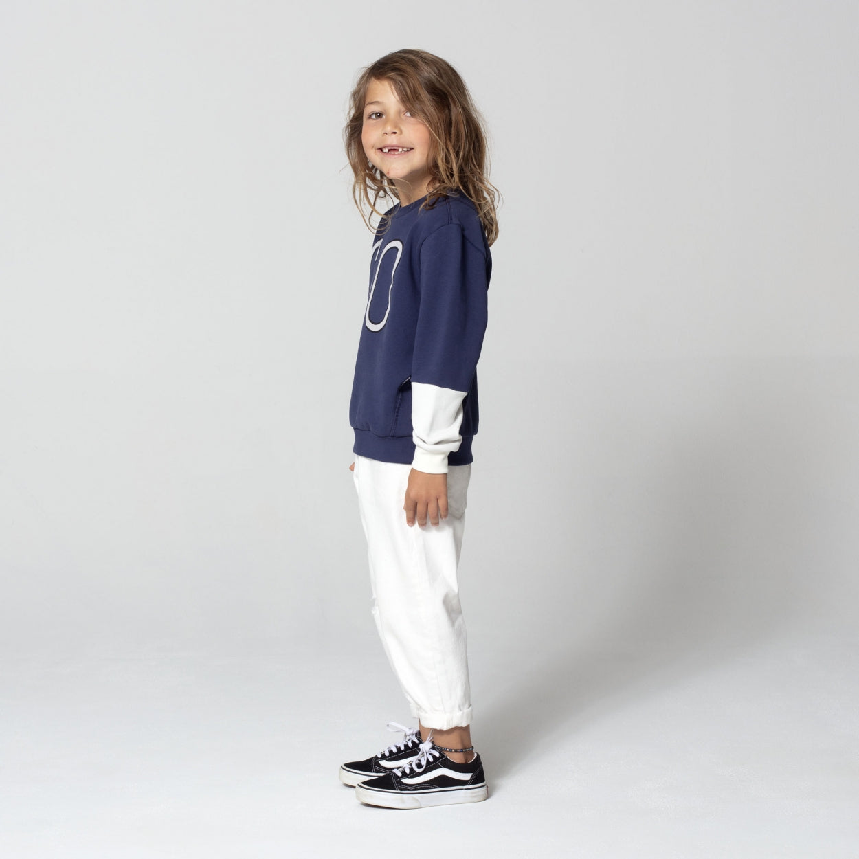 DANCING SHEEP | true blue multi